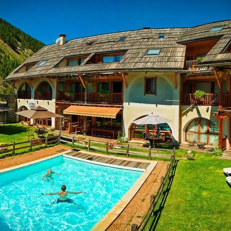 Hôtel&Spa La Ferme de l'Izoard Arvieux Exterior foto